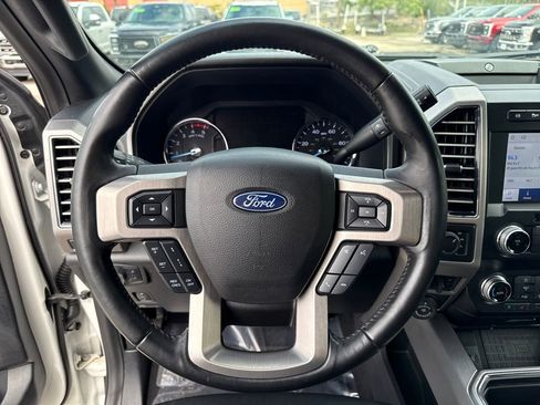 Used 2020 Ford F250 Platinum w/ FX4 Off-Road Package AWD/4WD image 14