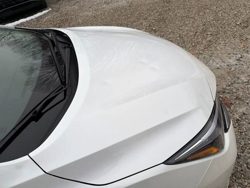 Used 2025 Nissan Versa SV image 13