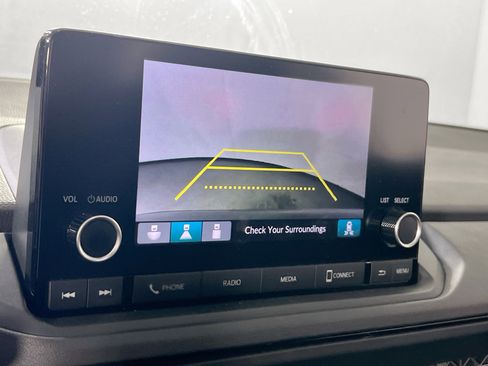 Used 2023 Honda Accord EX image 13