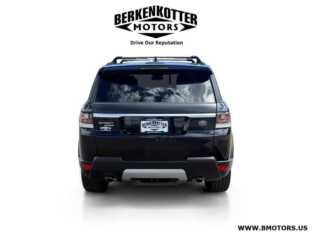 Used 2017 Land Rover Range Rover Sport HSE AWD/4WD image 4