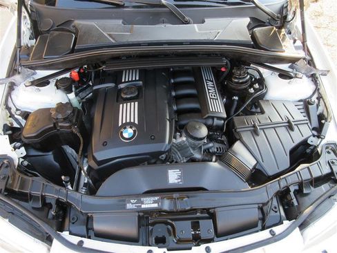 Used 2013 BMW 128i Convertible image 31