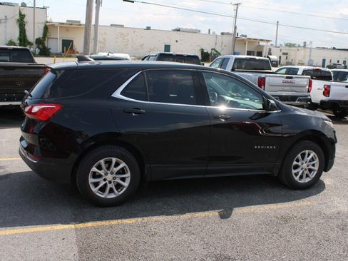Used 2020 Chevrolet Equinox LT w/ Driver Convenience Package AWD/4WD image 4