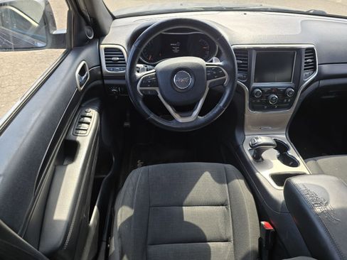 Used 2014 Jeep Grand Cherokee Laredo w/ Security & Convenience Group image 19