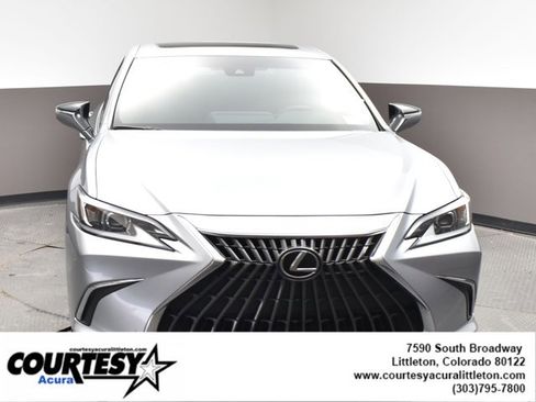 Used 2023 Lexus ES 350 w/ Accessory Package (Z2) image 2