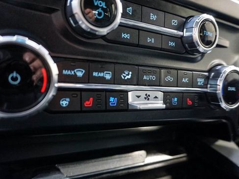 Used 2024 Ford F250 Lariat w/ Lariat Ultimate Package image 38