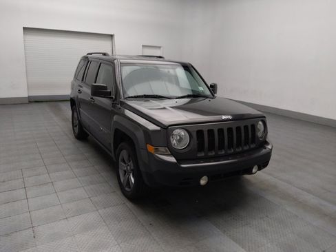 Used 2016 Jeep Patriot Latitude image 13