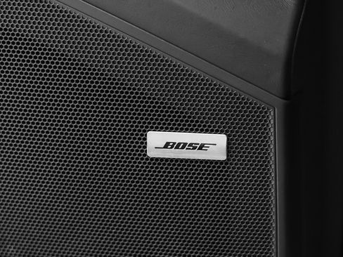 Certified 2025 Porsche Cayenne image 36