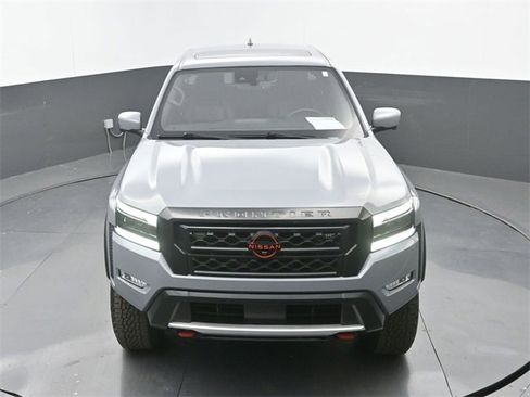 Used 2022 Nissan Frontier PRO-4X w/ Pro-4X Premium Package image 32