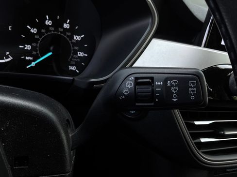 Used 2021 Ford Escape SE FWD image 35