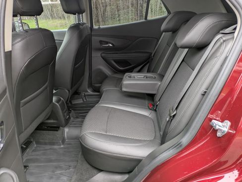 Certified 2022 Buick Encore Preferred w/ Safety Package AWD/4WD image 30