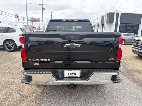 Used 2024 Chevrolet Silverado 1500 LTZ w/ Technology Package AWD/4WD image 8