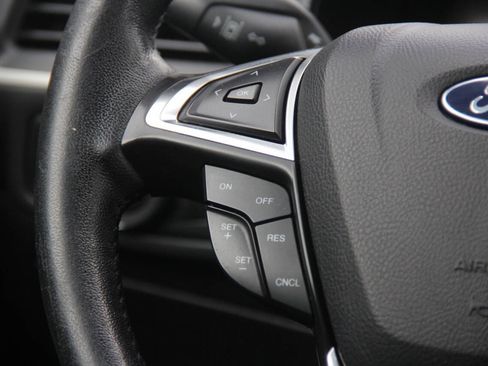 Certified 2022 Ford Edge SEL image 18