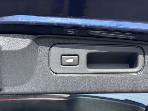 Used 2022 Honda Passport EX-L image 42