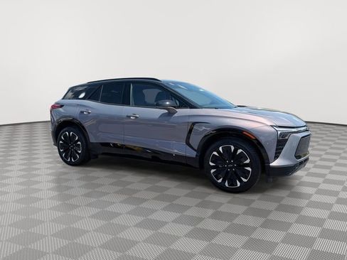 Certified 2026 Chevrolet Blazer EV RS AWD/4WD image 13