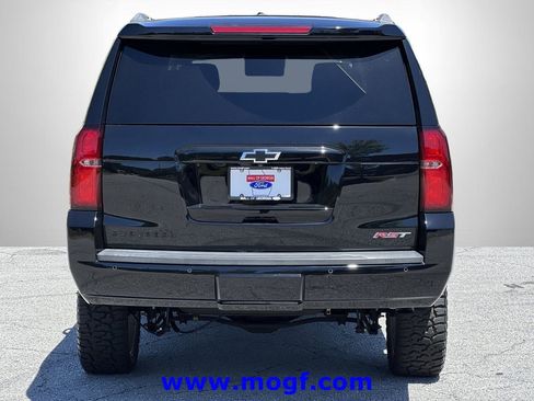 Used 2020 Chevrolet Suburban Premier image 30