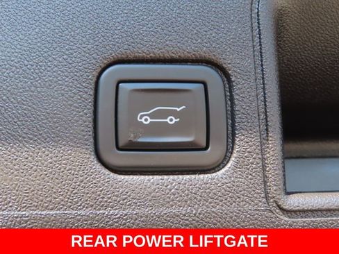 Used 2024 GMC Terrain SLE w/ Driver Convenience Package AWD/4WD image 30