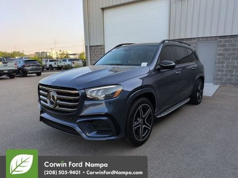 Used 2025 Mercedes-Benz GLS 450 4MATIC image 7