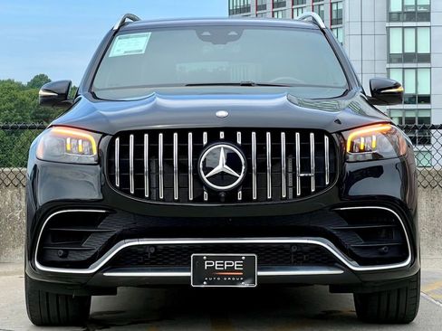 Certified 2025 Mercedes-Benz GLS 63 AMG 4MATIC image 3
