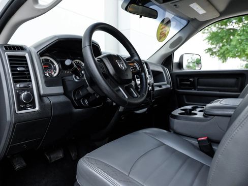 Used 2017 RAM 2500 Tradesman w/ Popular Equipment Group AWD/4WD image 3