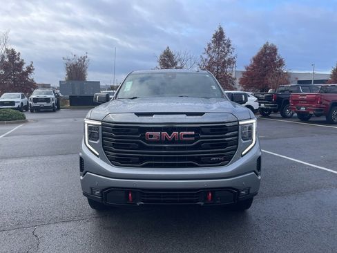 Used 2024 GMC Sierra 1500 AT4 w/ Technology Package image 2
