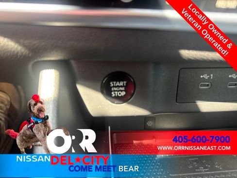 Used 2024 Nissan Rogue SL w/ SL Premium Package FWD image 31