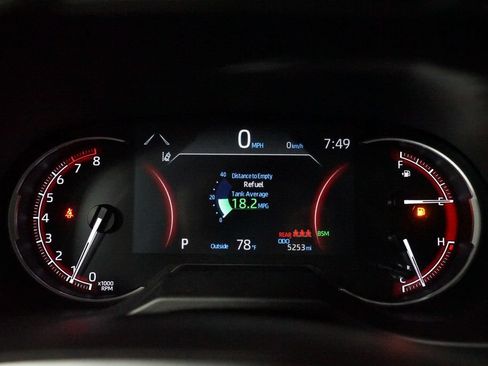 Used 2025 Toyota RAV4 XLE Premium w/ Weather Package AWD/4WD image 15