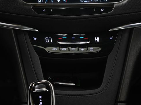 Used 2022 Cadillac XT5 Premium Luxury image 20