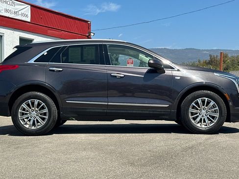 Used 2018 Cadillac XT5 Luxury w/ Driver Awareness Package FWD image 3