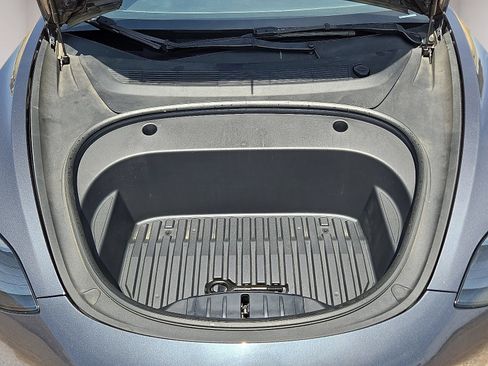 Used 2022 Tesla Model 3 Long Range AWD/4WD image 15