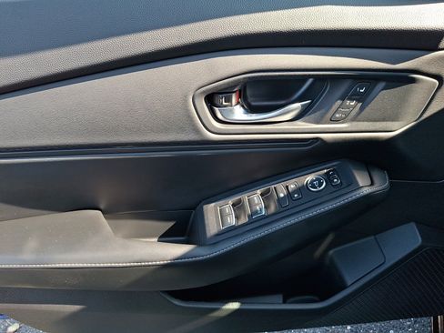 Used 2023 Honda Accord Sport image 12