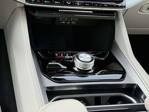 New 2026 Jeep Grand Wagoneer L Limited w/ Premium Group II AWD/4WD image 23