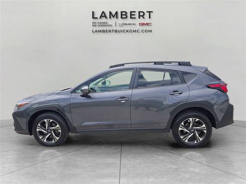 Used 2024 Subaru Crosstrek 2.0i Premium AWD/4WD image 2