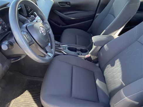 Certified 2025 Toyota Corolla LE image 6