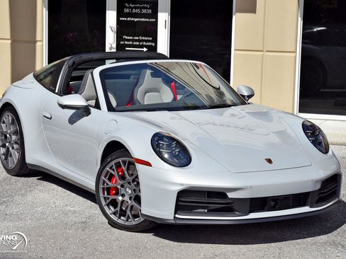 Used 2026 Porsche 911 Targa 4S AWD/4WD image 5