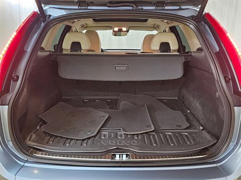 Used 2017 Volvo XC60 T5 Inscription w/ Advanced Package image 14