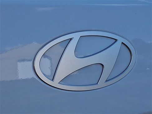 New 2026 Hyundai Santa Fe SE image 12