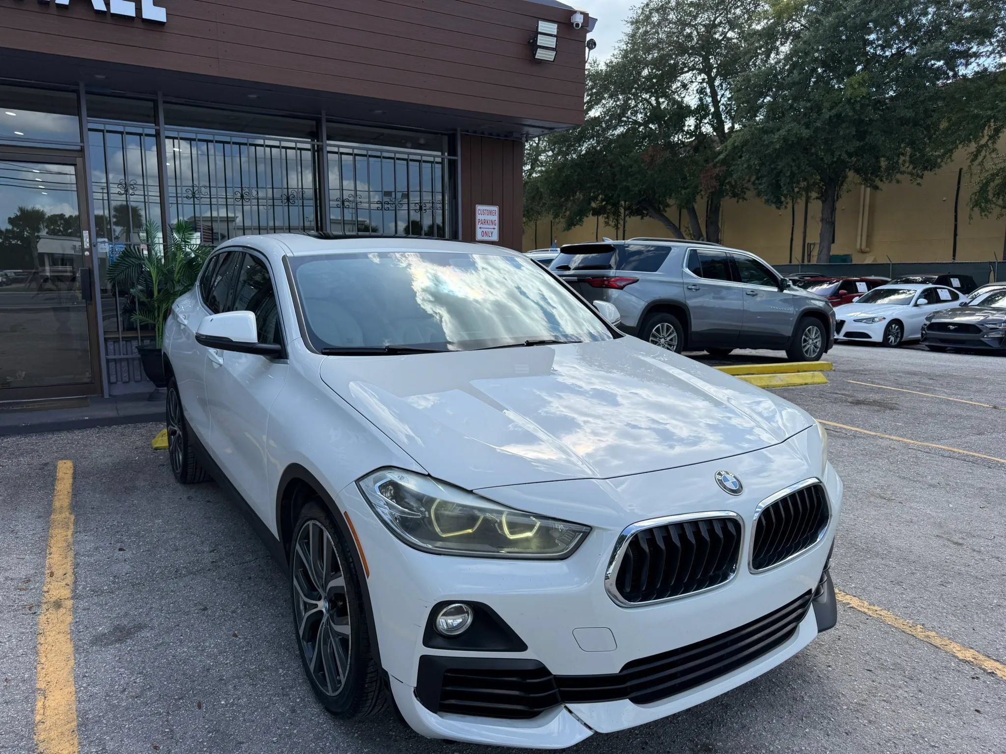 Used 2018 BMW X2 sDrive28i w/ Premium Package FWD image 3