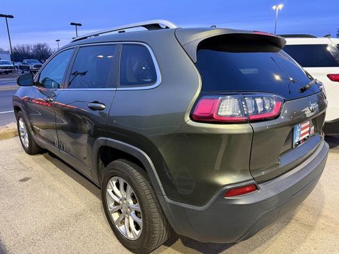 Used 2019 Jeep Cherokee Latitude w/ Popular Appearance Group image 14