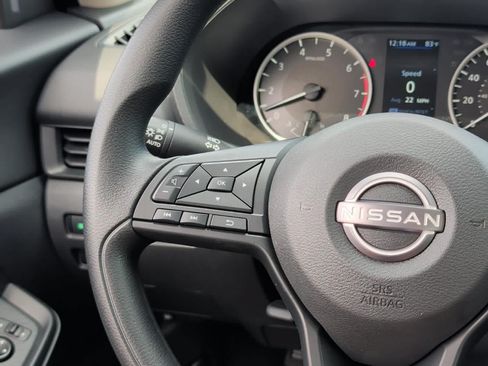 Used 2025 Nissan Sentra S FWD image 20