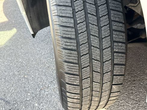 Used 2018 Chevrolet Traverse Premier image 8