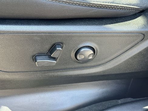 Used 2022 RAM 1500 Big Horn AWD/4WD image 14