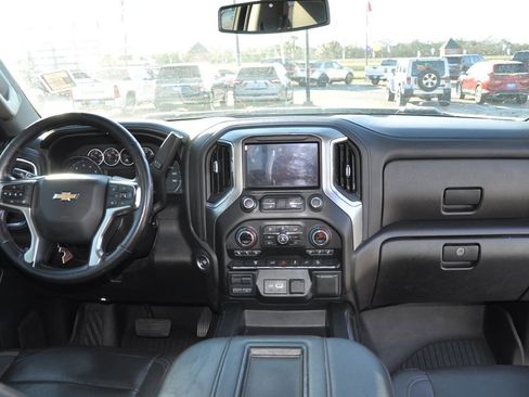 Used 2022 Chevrolet Silverado 2500 LTZ image 18