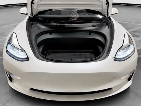 Used 2022 Tesla Model 3 Long Range AWD/4WD image 23
