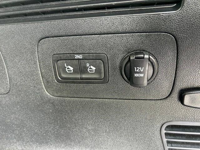 Used 2025 Kia Sorento LX FWD image 45