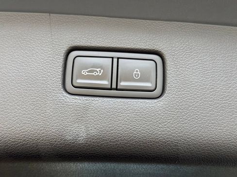 Used 2025 Genesis GV80 2.5T Standard AWD/4WD image 35