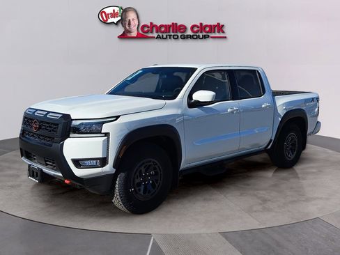 New 2026 Nissan Frontier Pro-X w/ Pro-X Convenience Package image 2