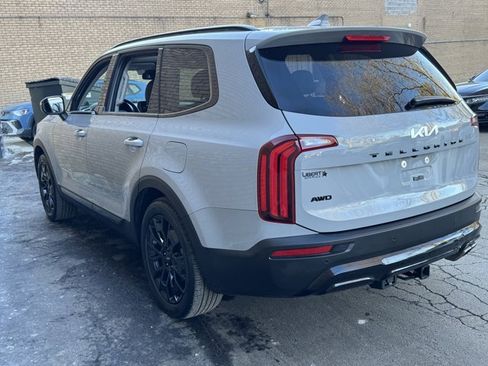 Used 2022 Kia Telluride EX w/ EX Premium Package image 21