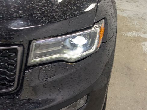 Used 2019 Jeep Grand Cherokee High Altitude image 13