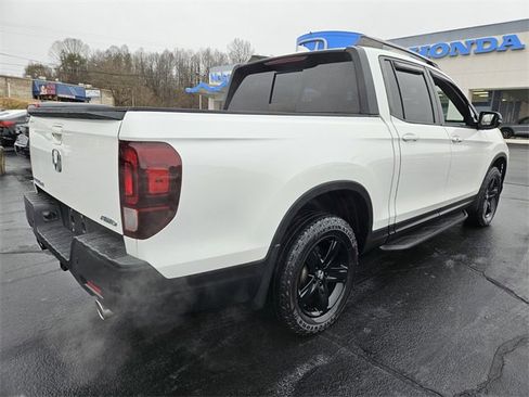 Used 2021 Honda Ridgeline Black Edition image 7