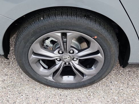 New 2025 Honda Accord EX-L image 5